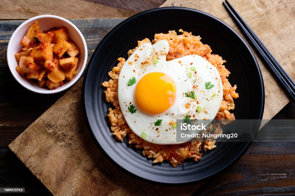 김치볶음밥, Kimchi Fried Rice