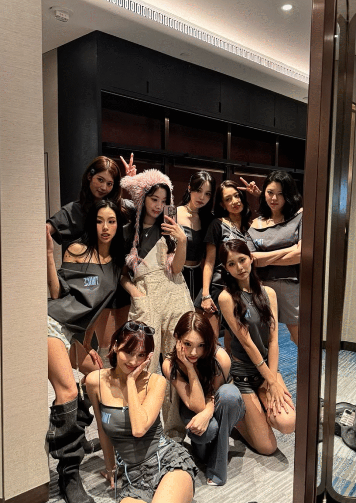 Twice group picture